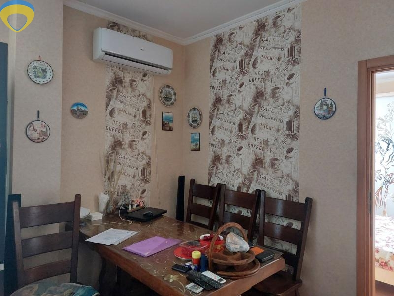 продажа трехкомнатной квартиры номер A-173427 в Суворовском районе, фото номер 10